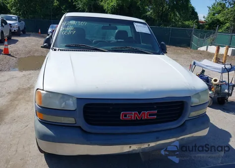 2002 GMC Sierra 1500 Standard z USA, uszkodzony, nr VIN 1GTEC14V22Z900924